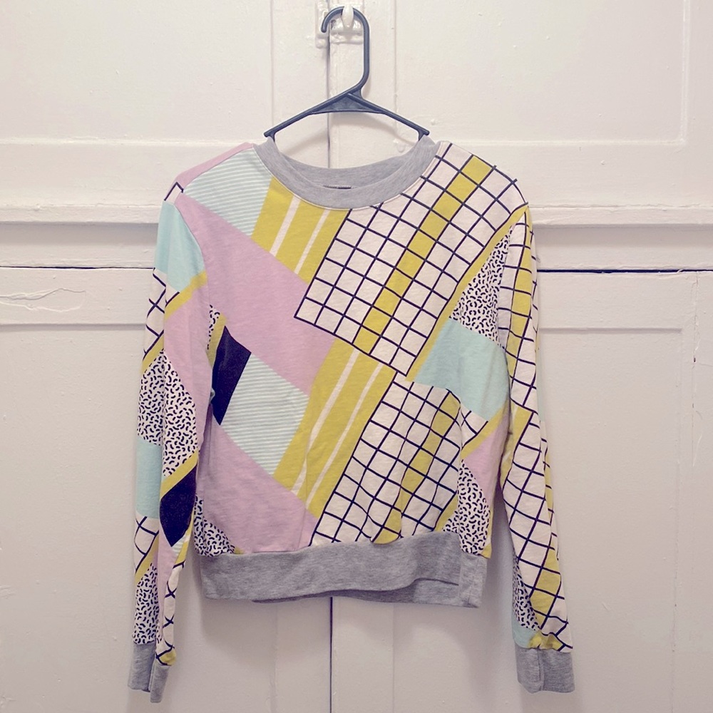 Beautiful Geometric Print Multi-Color Sweatshirt